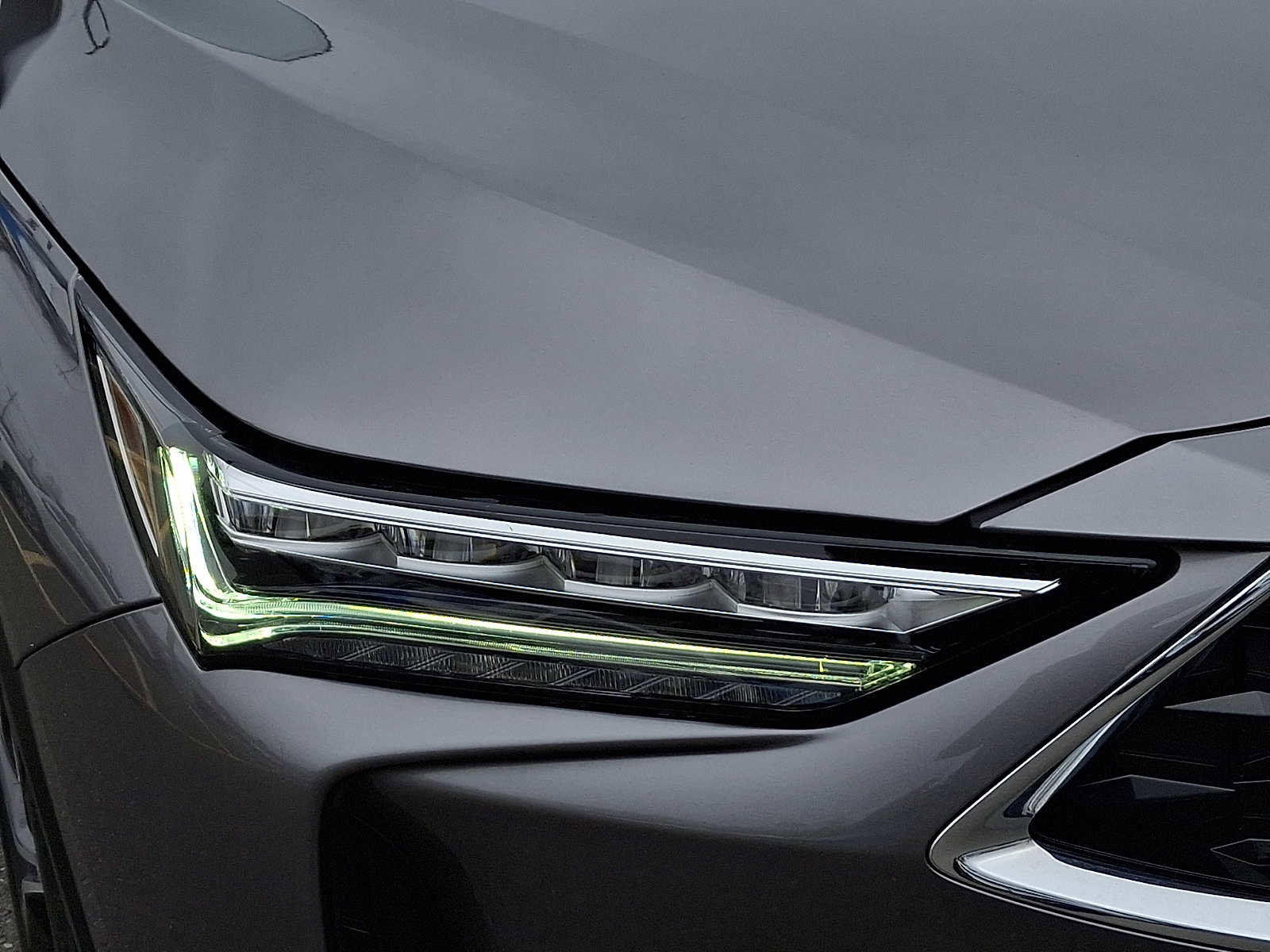 Used 2023 Acura MDX SH-AWD w/ Technology Package image 9