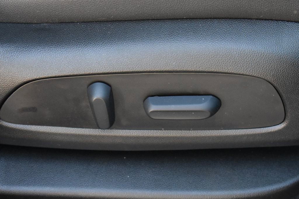 Used 2022 Chevrolet Blazer Premier AWD/4WD image 16