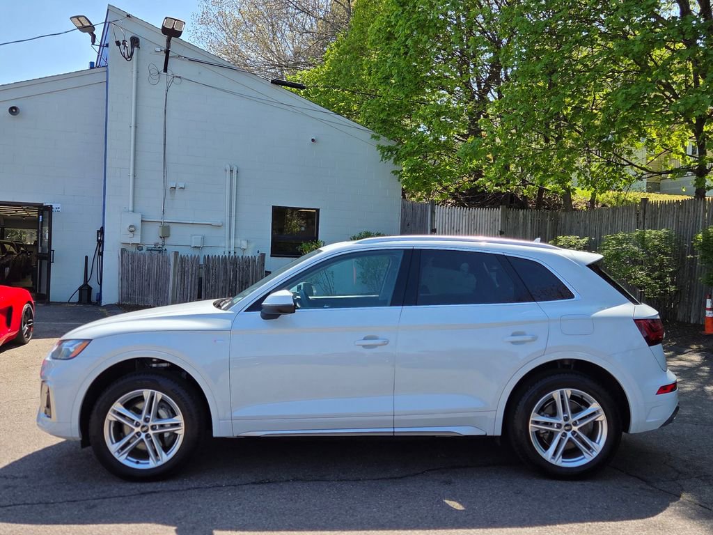 Used 2025 Audi Q5 e Premium Plus w/ Premium Plus Package AWD/4WD image 4