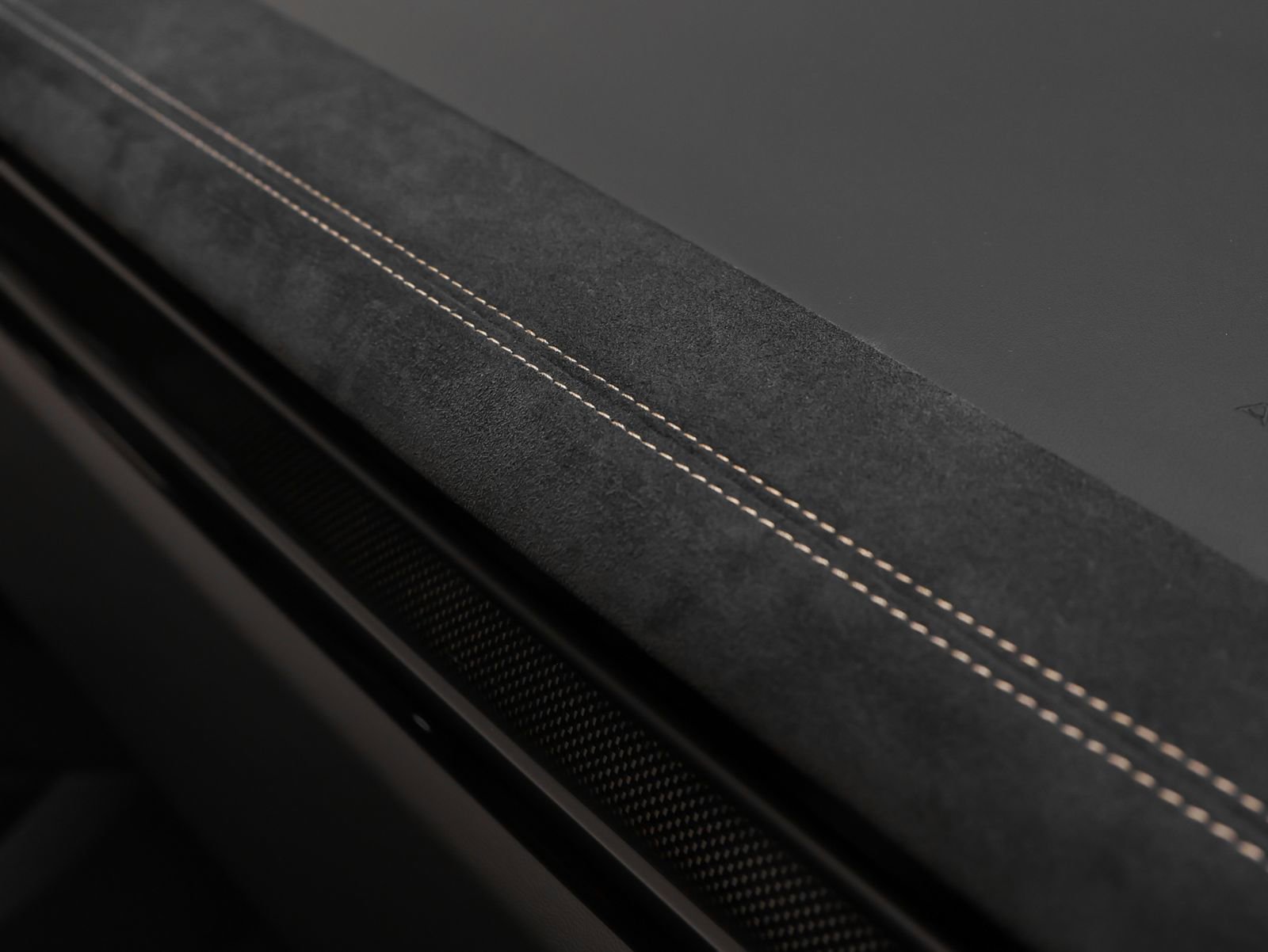 Certified 2022 Porsche Cayenne Turbo GT image 37