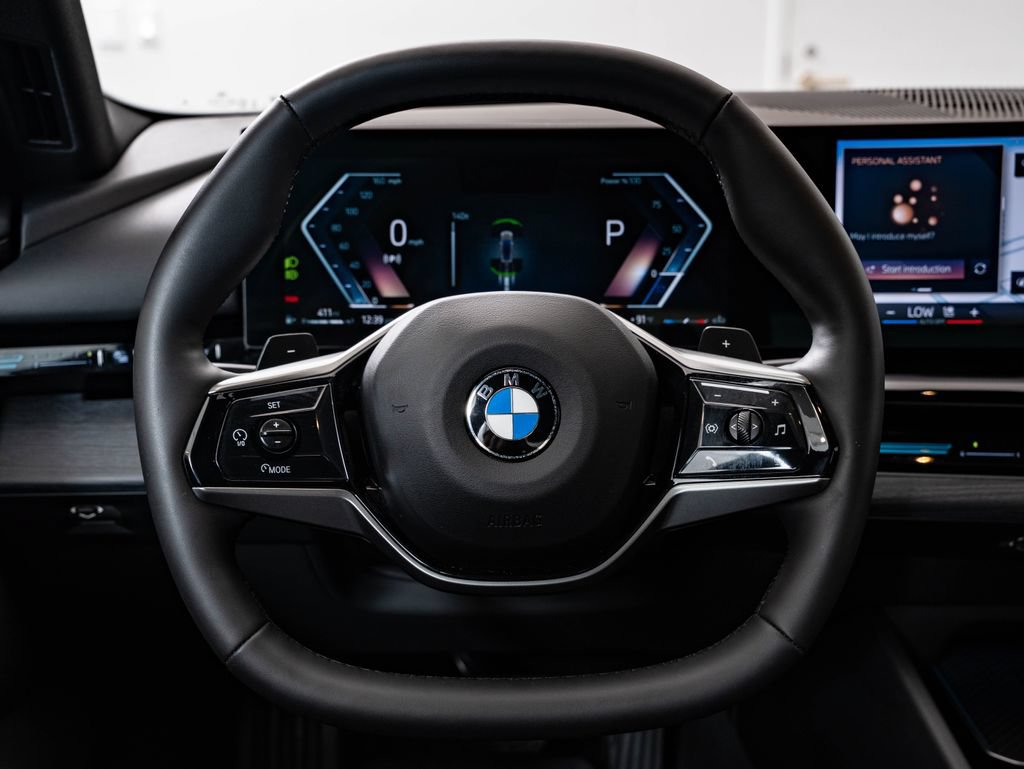 Certified 2025 BMW 530i xDrive w/ Premium Package AWD/4WD image 42