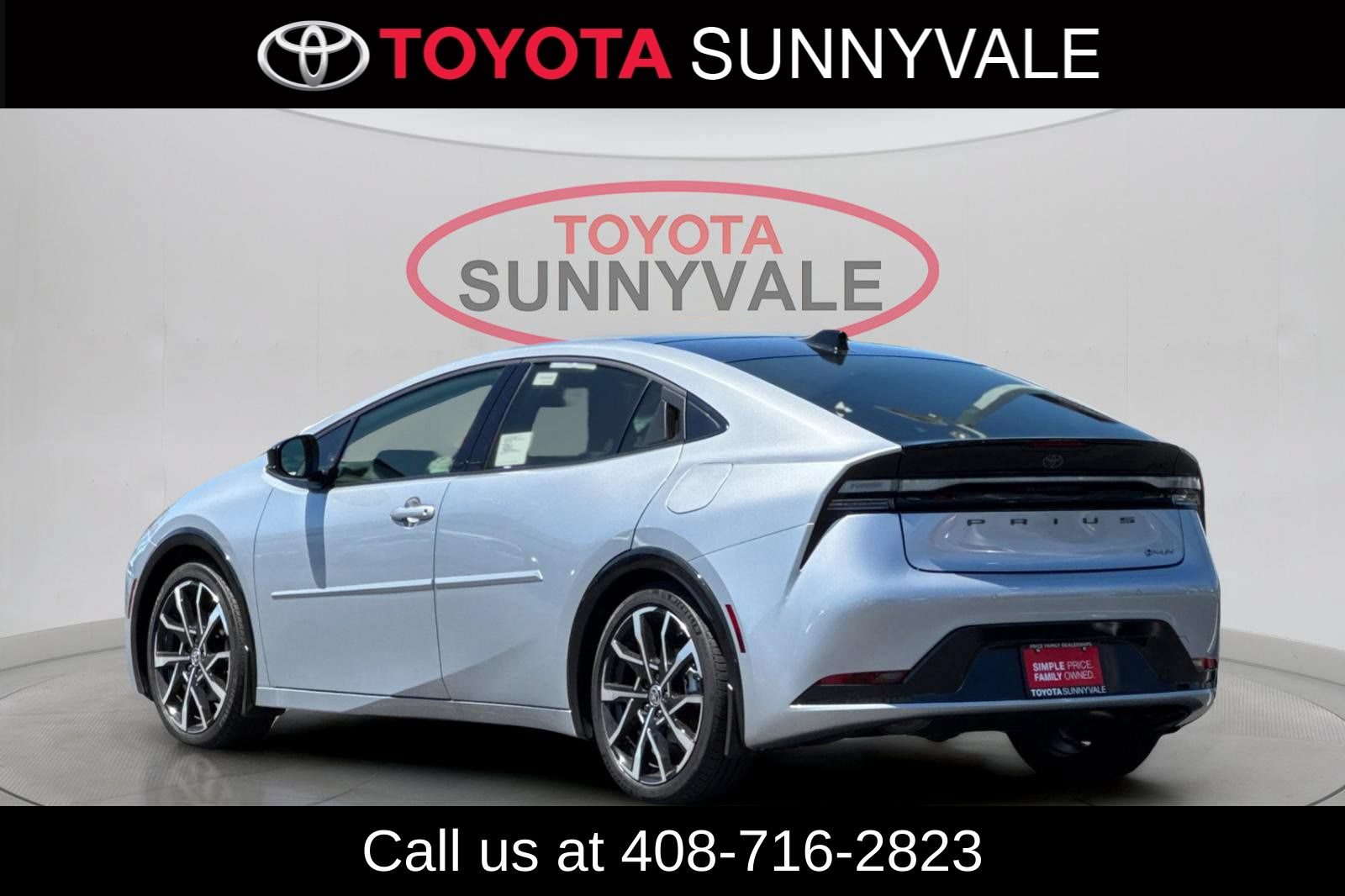 Used 2026 Toyota Prius Plug-In Hybrid FWD image 7
