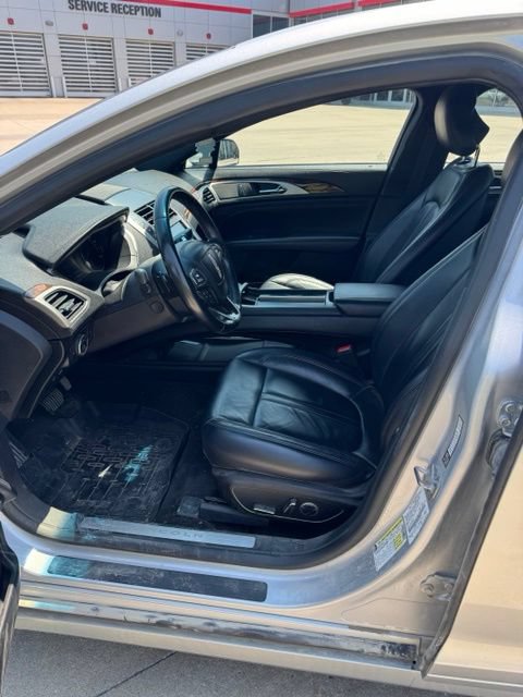 Used 2018 Lincoln MKZ Select w/ Select Plus Package AWD/4WD image 9