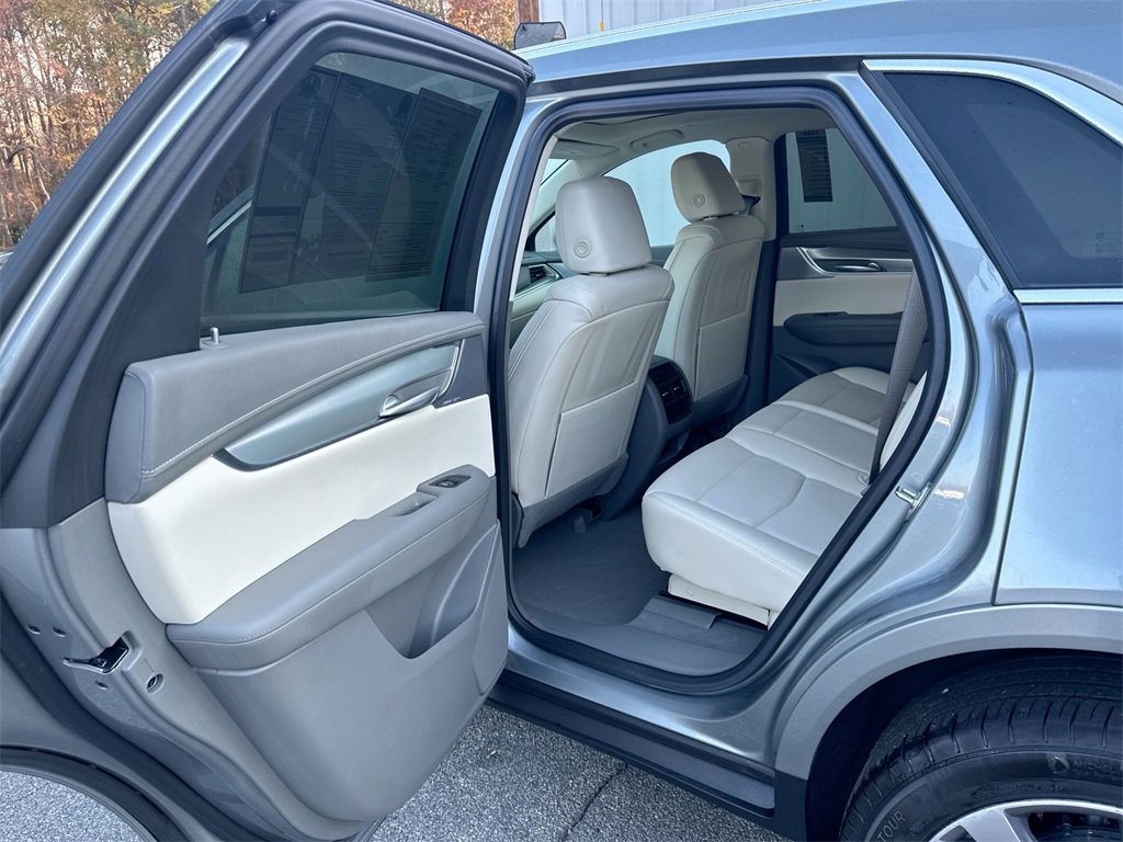 Used 2024 Cadillac XT5 Premium Luxury image 29