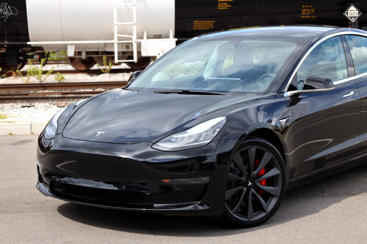 Used 2020 Tesla Model 3 Performance image 7