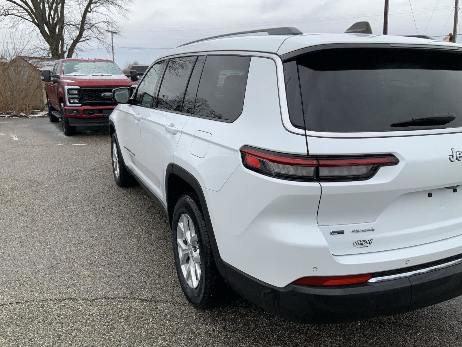 Used 2023 Jeep Grand Cherokee L Limited image 20