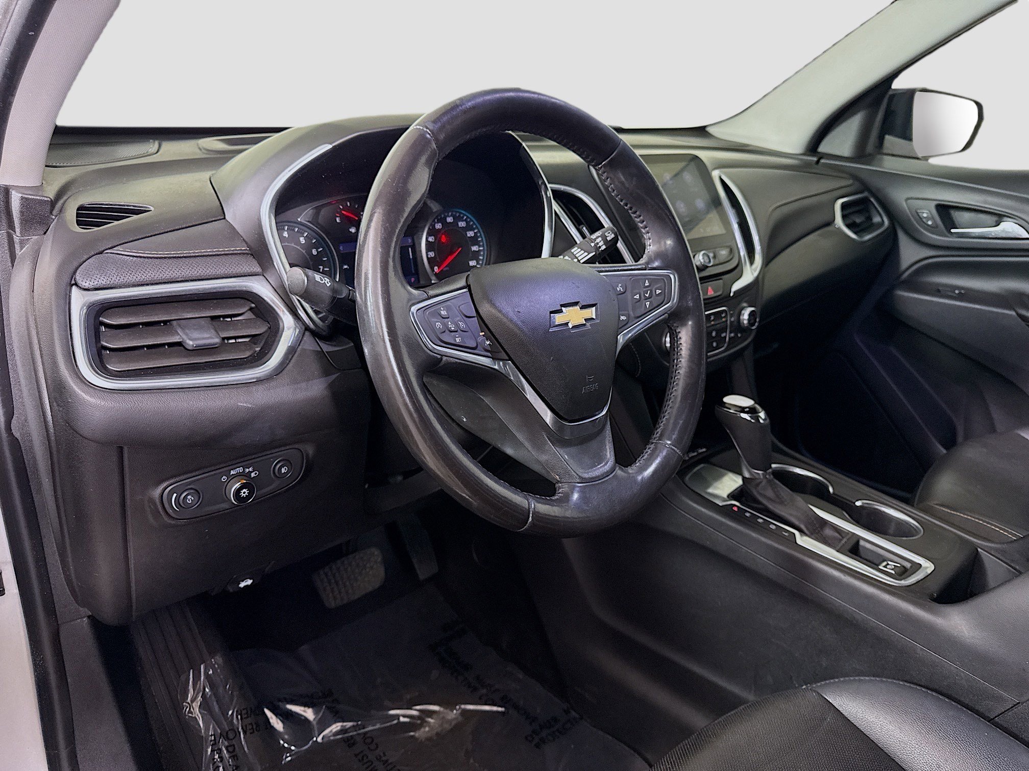 Used 2020 Chevrolet Equinox Premier w/ Premier Redline Edition image 23