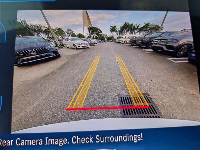 Used 2025 Mercedes-Benz C 300 Sedan image 13