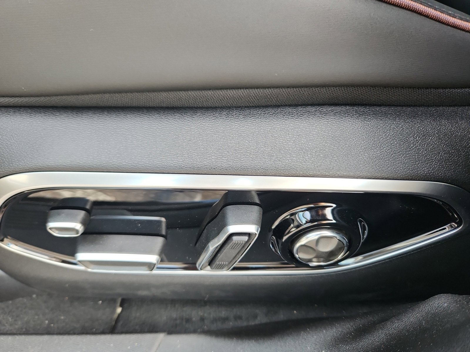 New 2025 Jeep Wagoneer S Launch Edition image 15