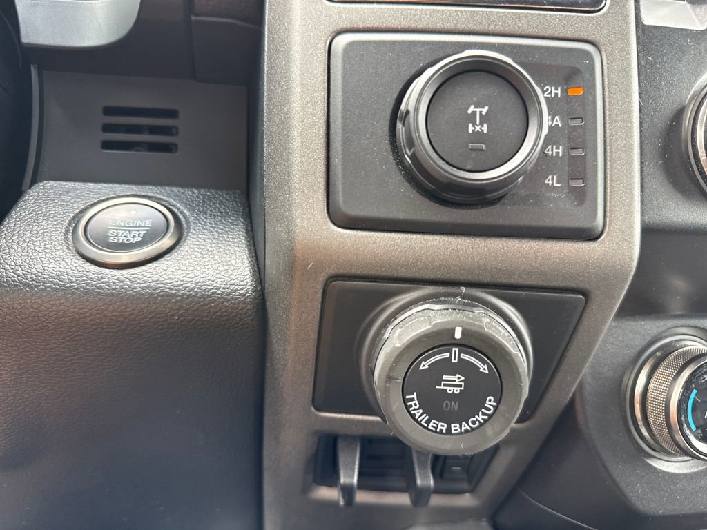 Used 2020 Ford F150 Raptor w/ Equipment Group 802A Luxury image 25