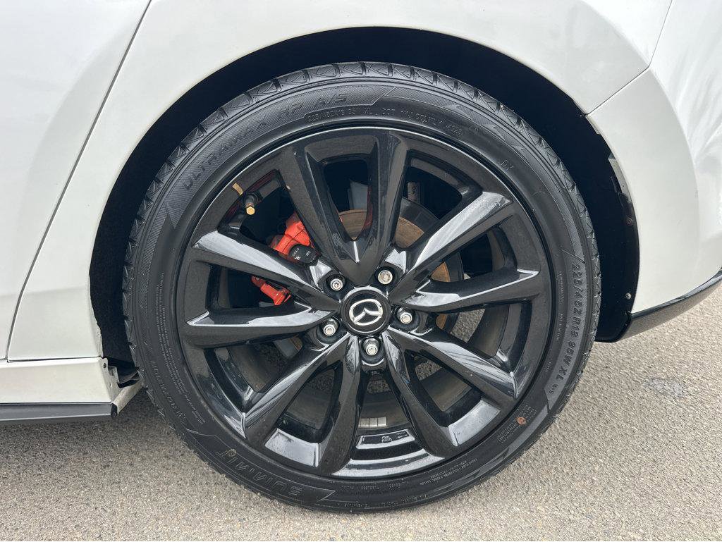 Used 2019 MAZDA MAZDA3 Hatchback w/ Premium Package image 14