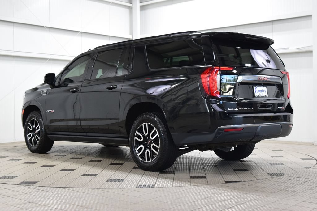 Used 2023 GMC Yukon XL AT4 w/ AT4 Premium Package AWD/4WD image 6