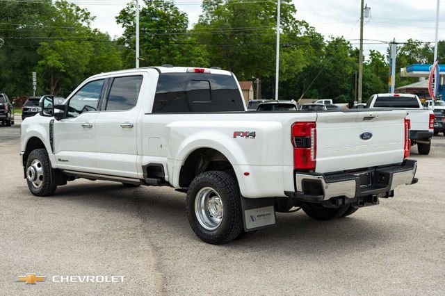 Used 2023 Ford F350 Lariat w/ Lariat Ultimate Package AWD/4WD image 9