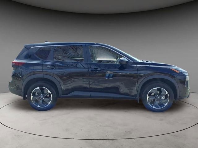 Used 2026 Nissan Rogue SV image 10