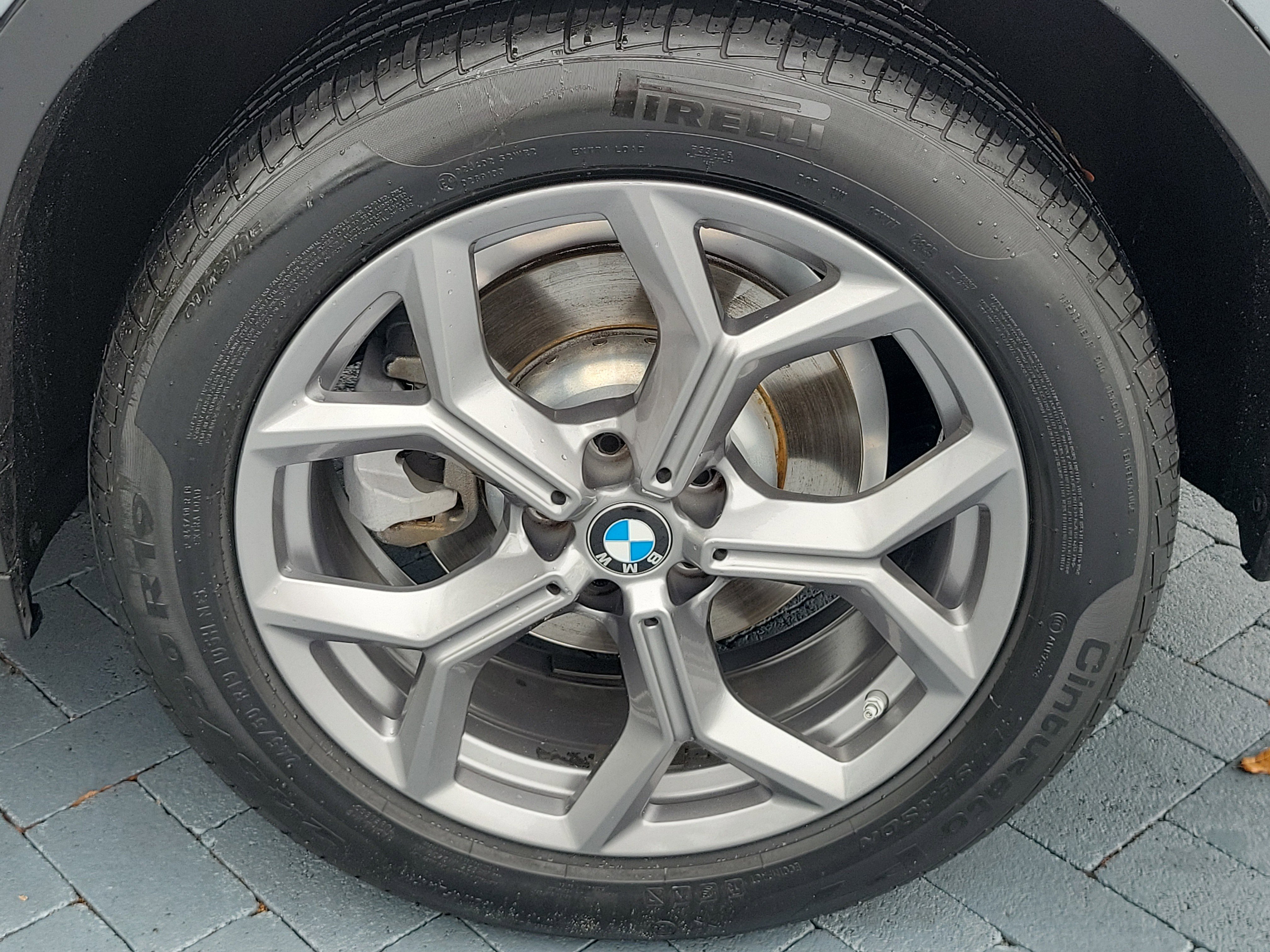 Used 2023 BMW X3 sDrive30i w/ Premium Package image 9