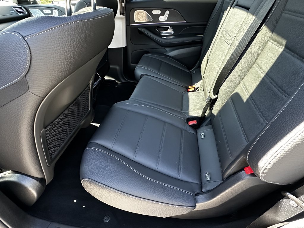 New 2026 Mercedes-Benz GLS 450 4MATIC image 25