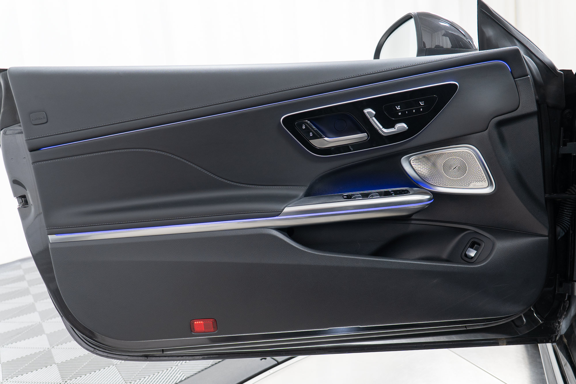 Certified 2024 Mercedes-Benz CLE 450 4MATIC Cabriolet image 11