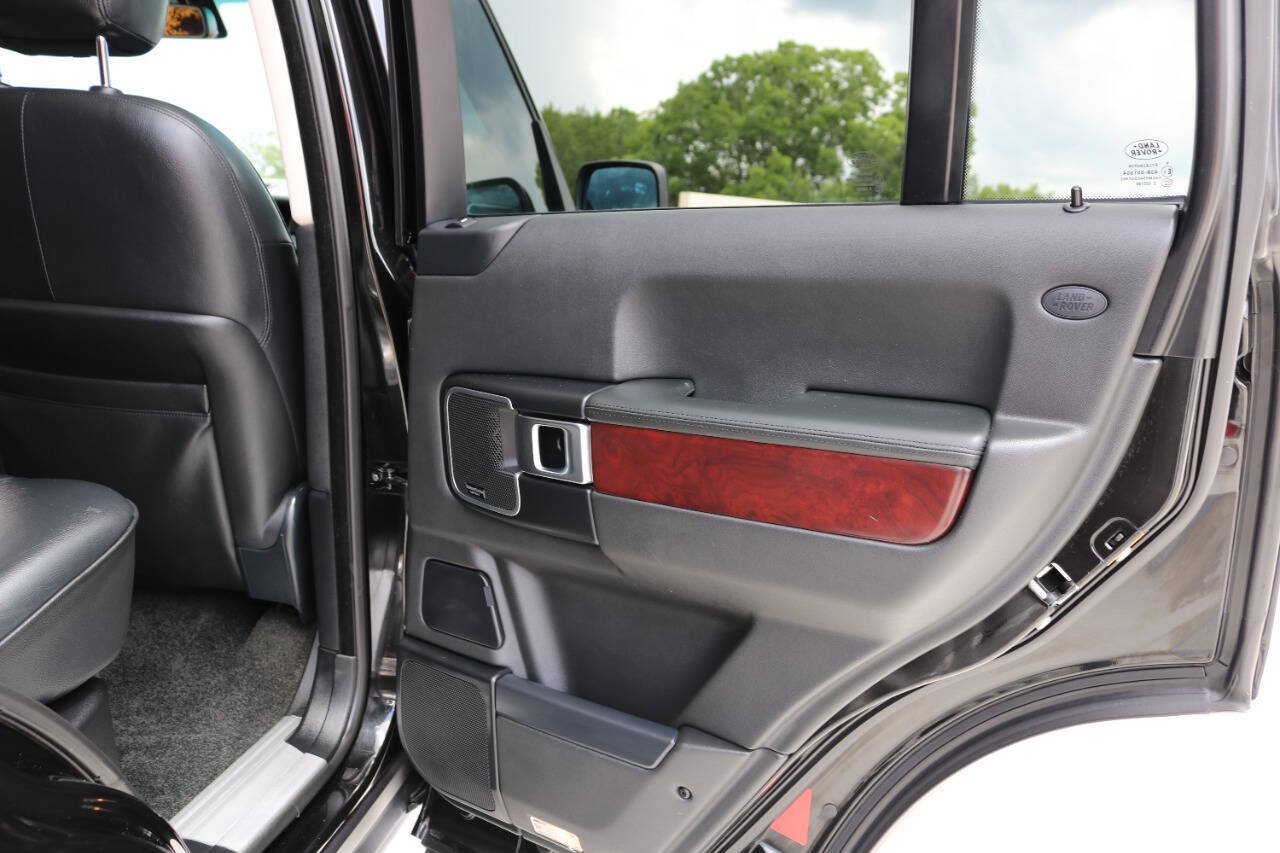 Used 2010 Land Rover Range Rover HSE AWD/4WD image 27