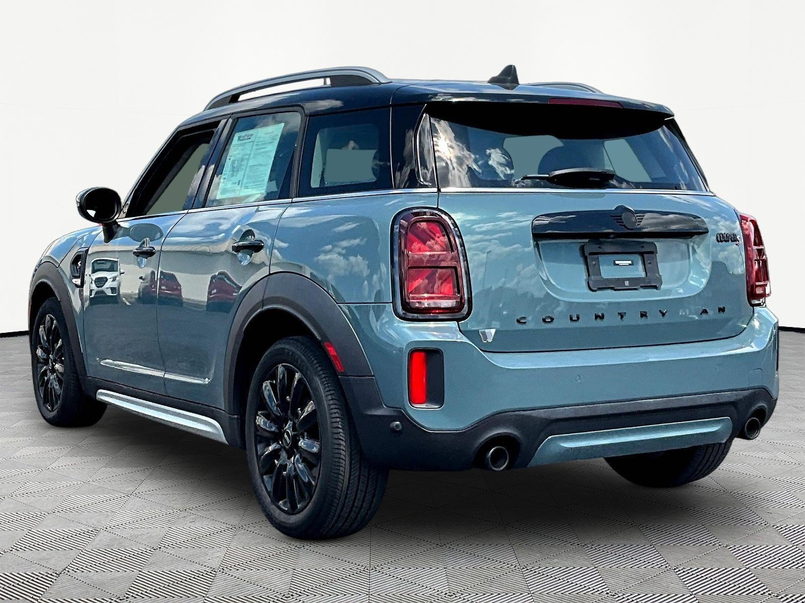 Used 2024 MINI Cooper Countryman S FWD image 4