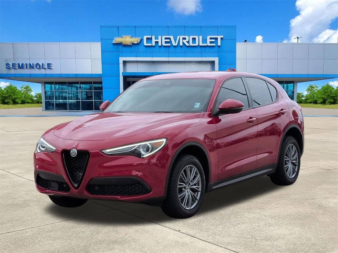 Used 2023 Alfa Romeo Stelvio Sprint RWD image 2