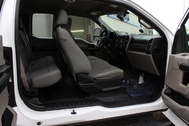 Used 2017 Ford F550 2WD SuperCab Super Duty image 17