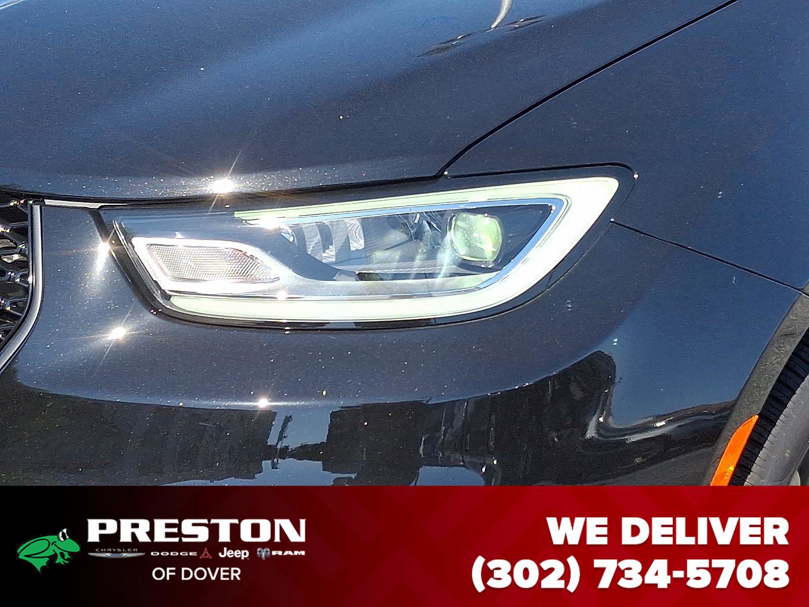 New 2026 Chrysler Pacifica Limited w/ S Appearance Package image 9