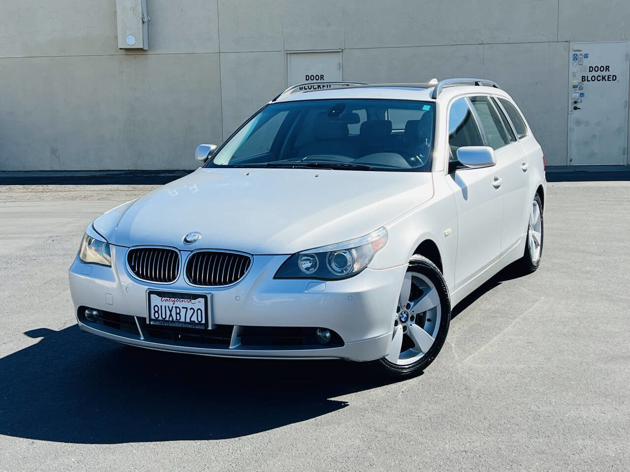 Used 2006 BMW 530xi Wagon image 3