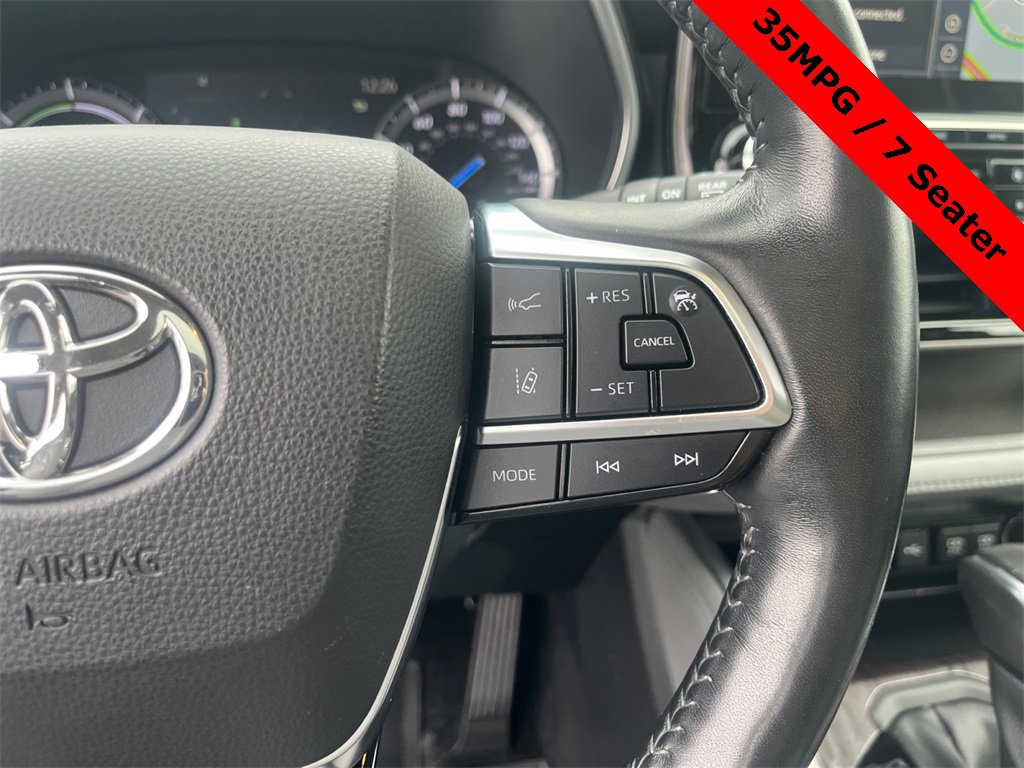 Used 2021 Toyota Highlander Limited image 23