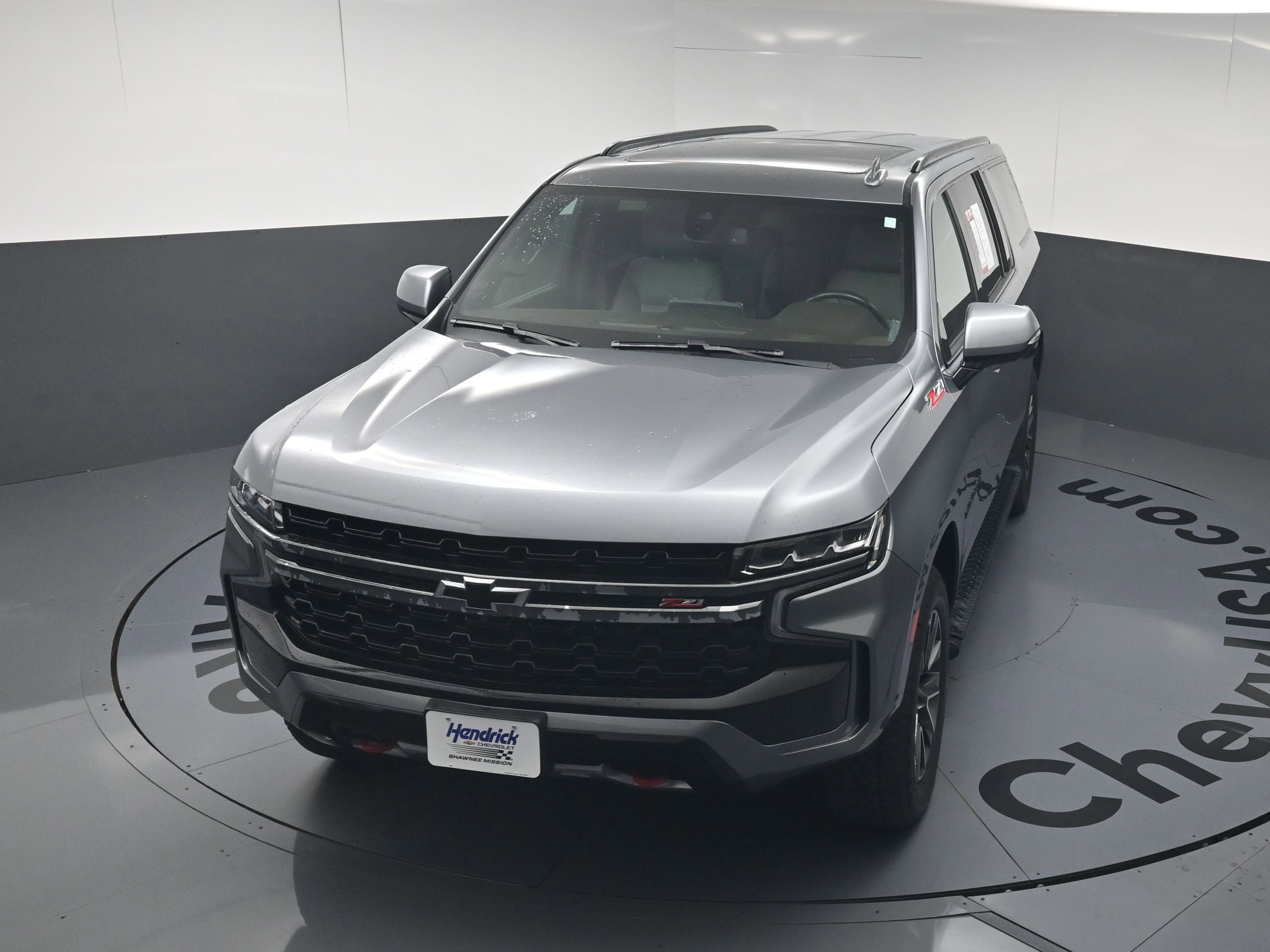 Used 2022 Chevrolet Suburban Z71 w/ Luxury Package AWD/4WD image 13