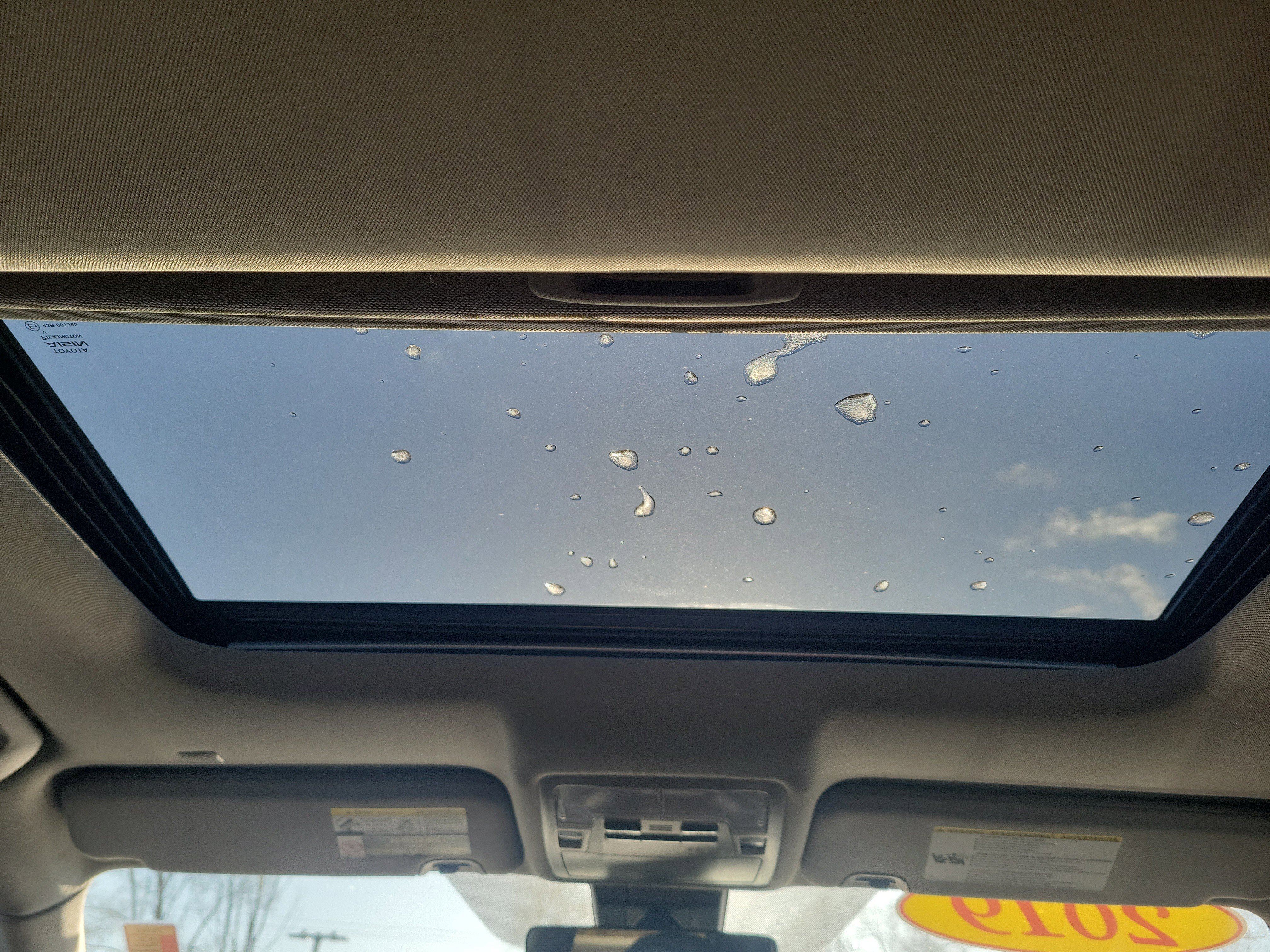 Used 2019 Toyota Highlander XLE image 16