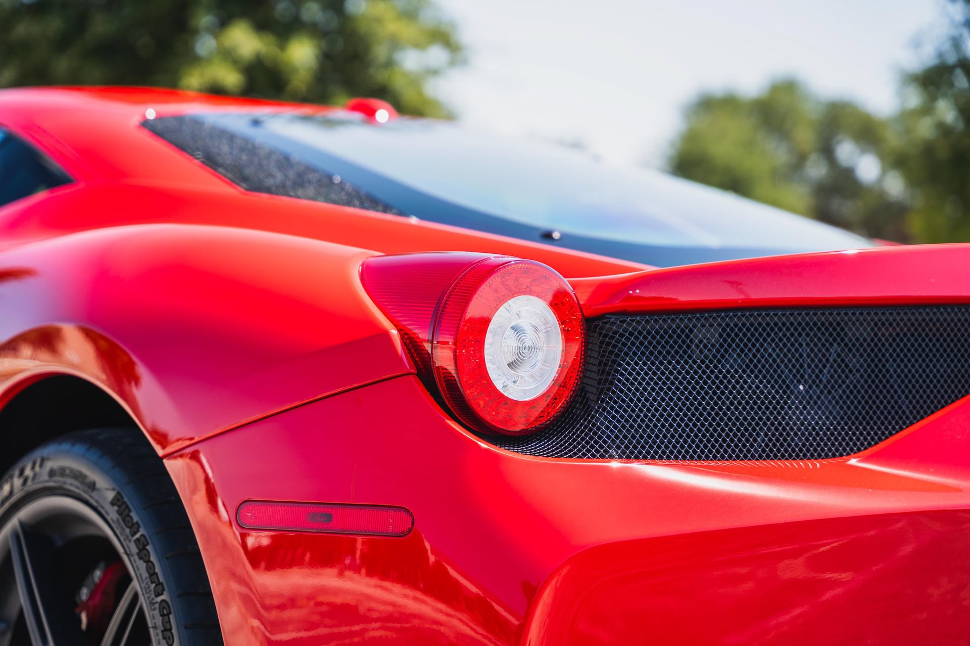 Used 2015 Ferrari 458 Speciale Coupe RWD image 33
