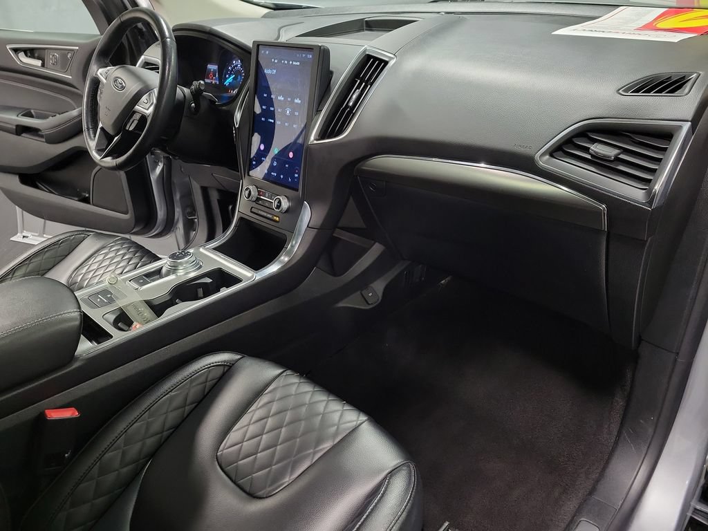Used 2023 Ford Edge Titanium AWD/4WD image 22