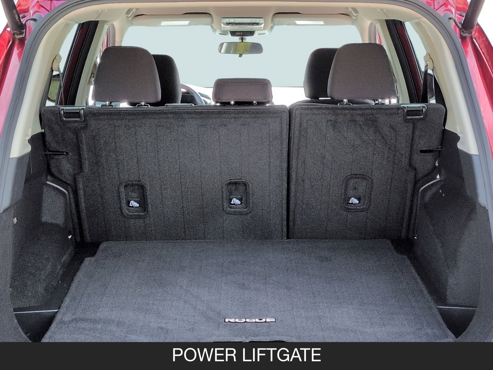 Certified 2025 Nissan Rogue SV image 19