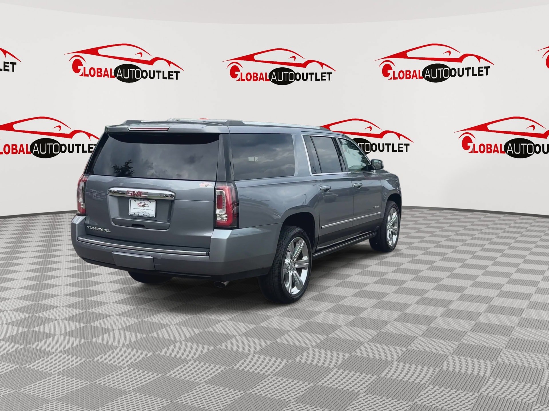 Used 2019 GMC Yukon XL Denali w/ Open Road Package RWD image 8