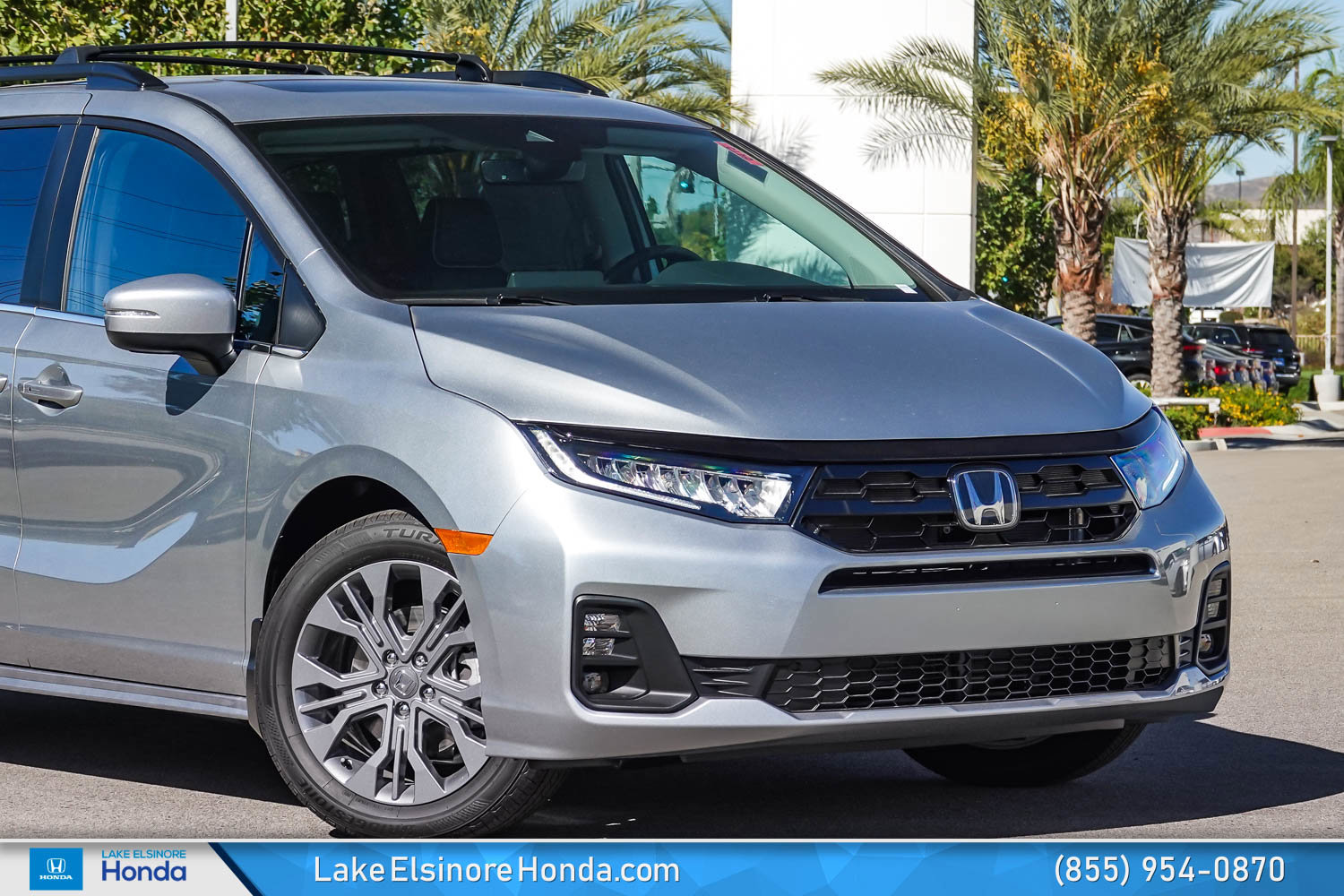New 2026 Honda Odyssey Touring image 2