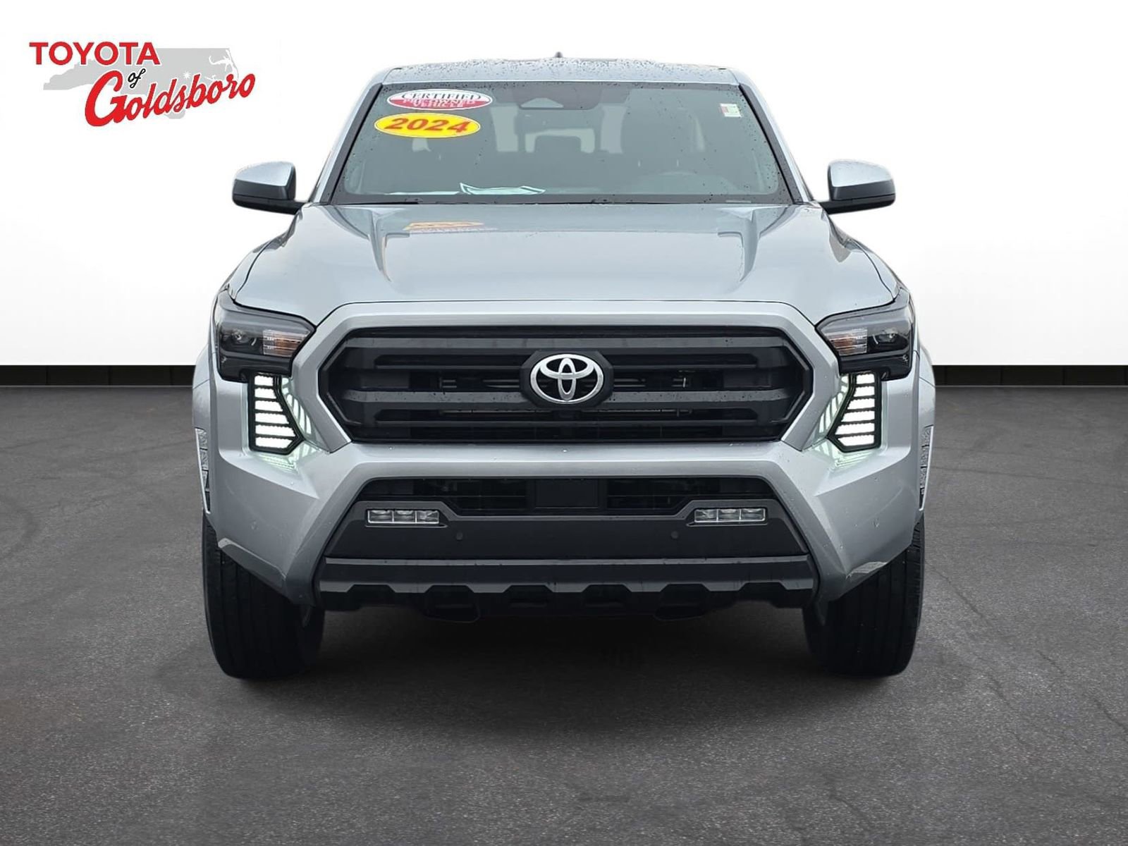Used 2024 Toyota Tacoma SR5 w/ SR5 Upgrade Package image 2