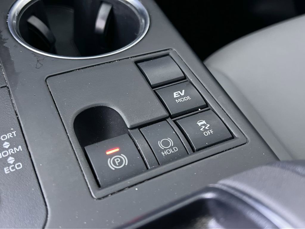Used 2023 Toyota Highlander Bronze Edition image 32