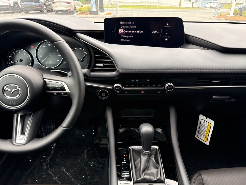 New 2026 MAZDA MAZDA3 Hatchback w/Premium Plus Pkg AWD/4WD image 17