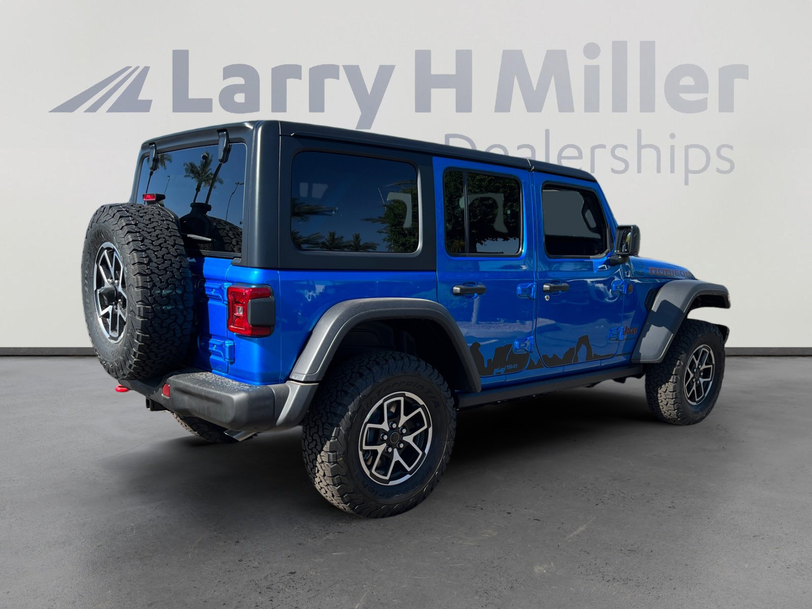 New 2025 Jeep Wrangler Unlimited Rubicon w/ Steel Bumper Group image 5