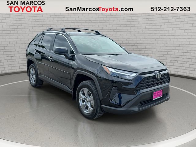 Used 2025 Toyota RAV4 LE image 3