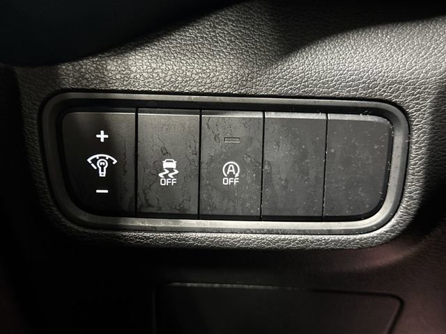 Used 2024 Kia Soul LX w/ Option Group 015 FWD image 18