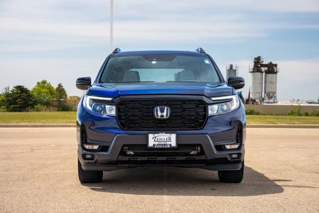 Used 2023 Honda Passport Elite image 2