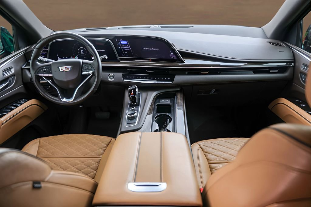 Used 2021 Cadillac Escalade Sport w/ Heavy-Duty Trailer Package image 28