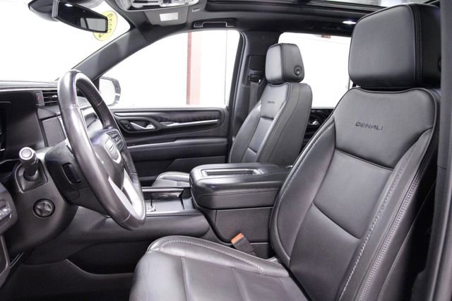 Used 2023 GMC Yukon Denali image 16