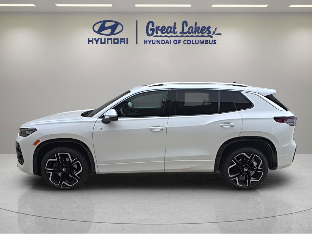 Used 2025 Volkswagen Tiguan SEL R-Line AWD/4WD image 2