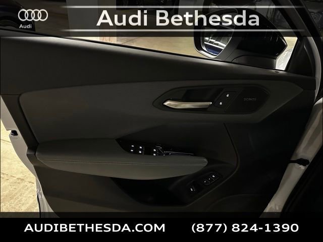 New 2026 Audi Q3 quattro 2.0T image 13