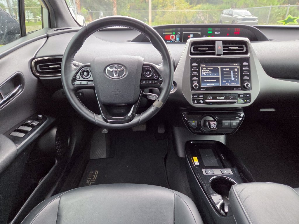 Used 2021 Toyota Prius FWD image 7