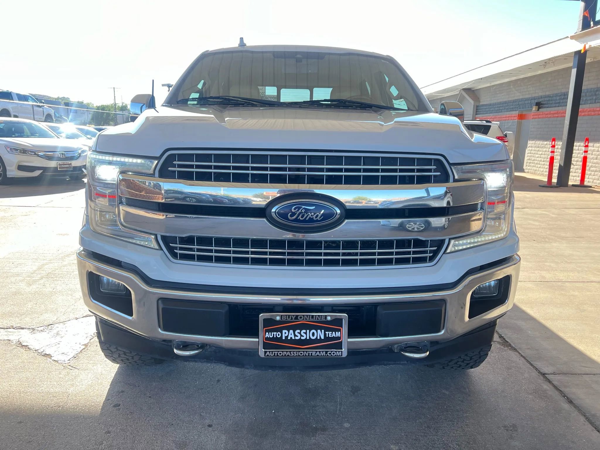 Used 2018 Ford F150 Lariat w/ Equipment Group 502A Luxury image 8