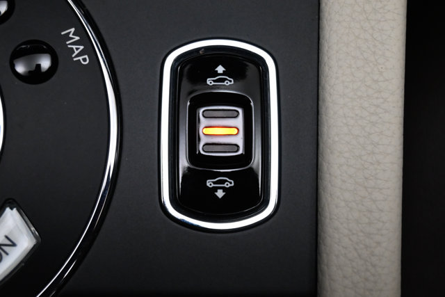 Used 2012 Rolls-Royce Ghost RWD image 22