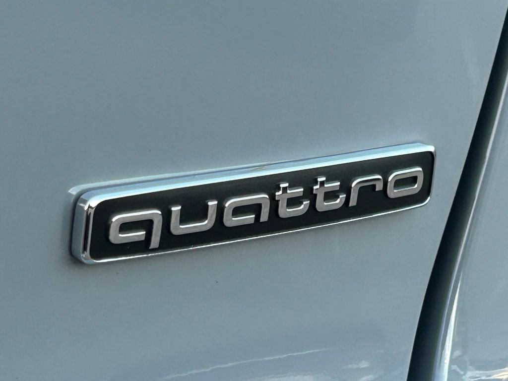 Used 2023 Audi Q4 e-tron Premium w/ Convenience Package image 50